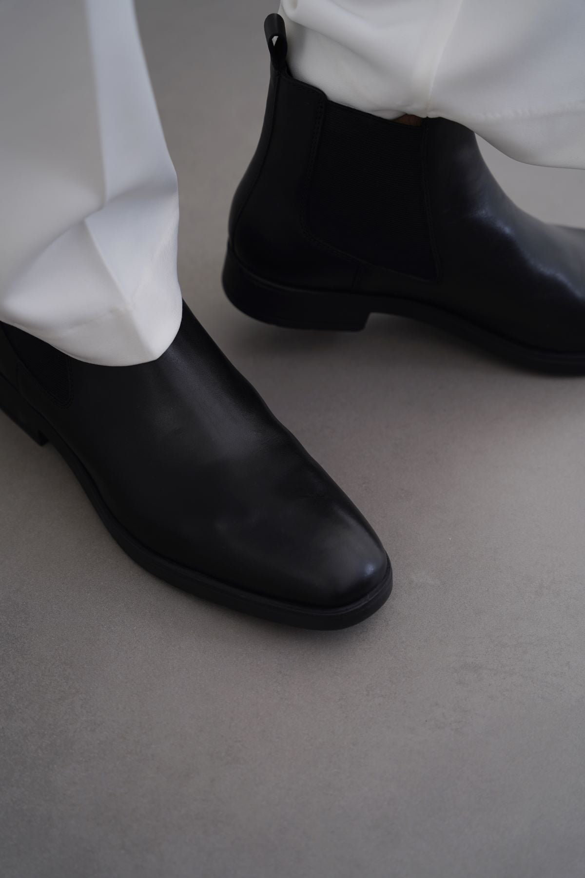 CLASSIC LEATHER CHELSEAS