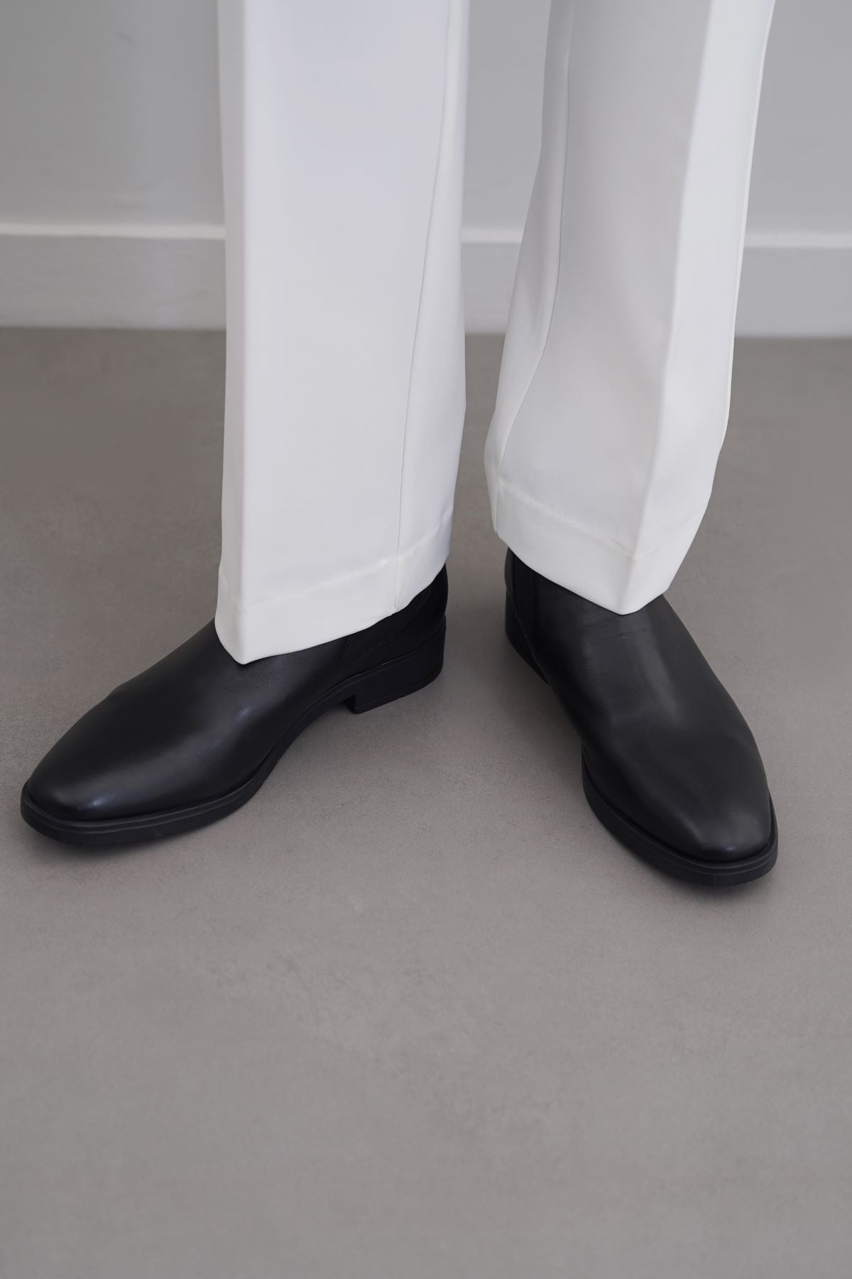 CLASSIC LEATHER CHELSEAS