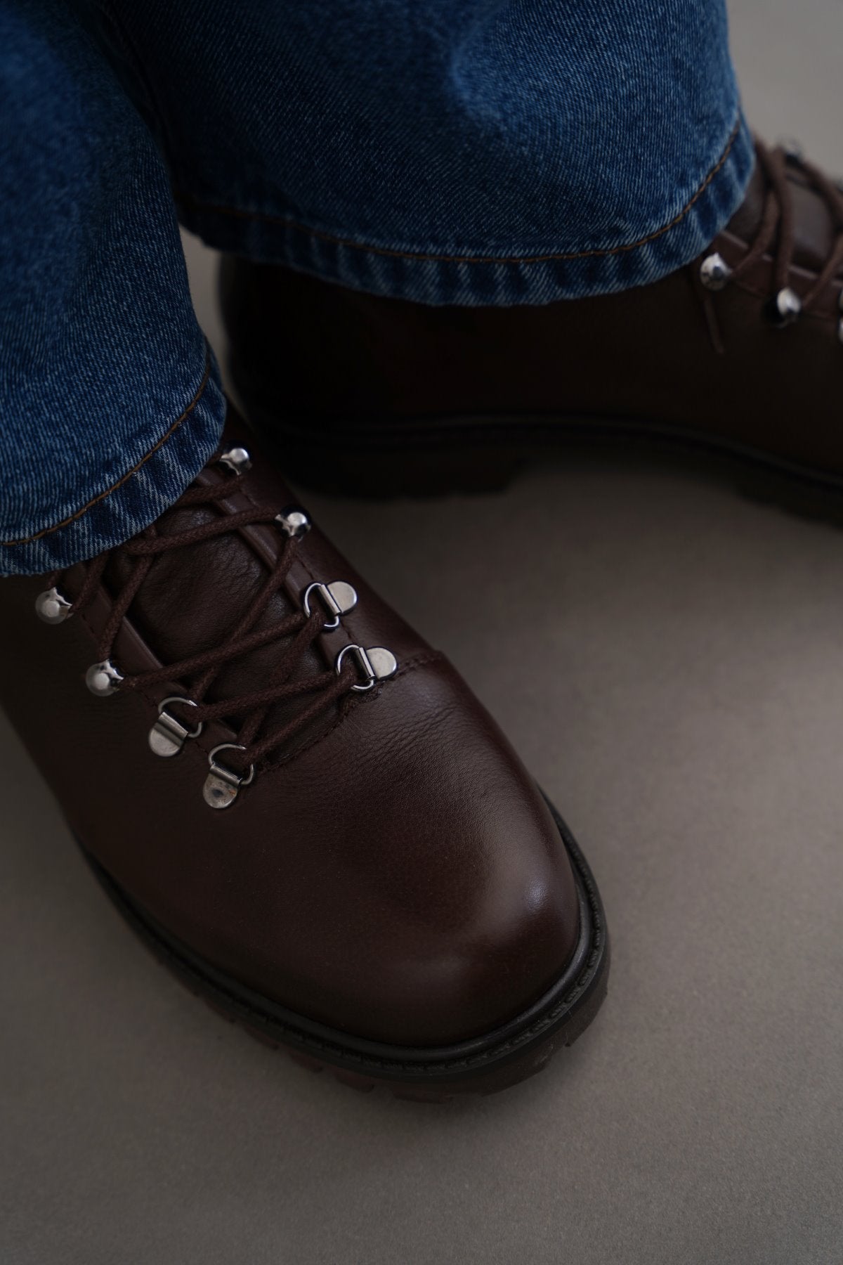 LEATHER URBAN HIKERS