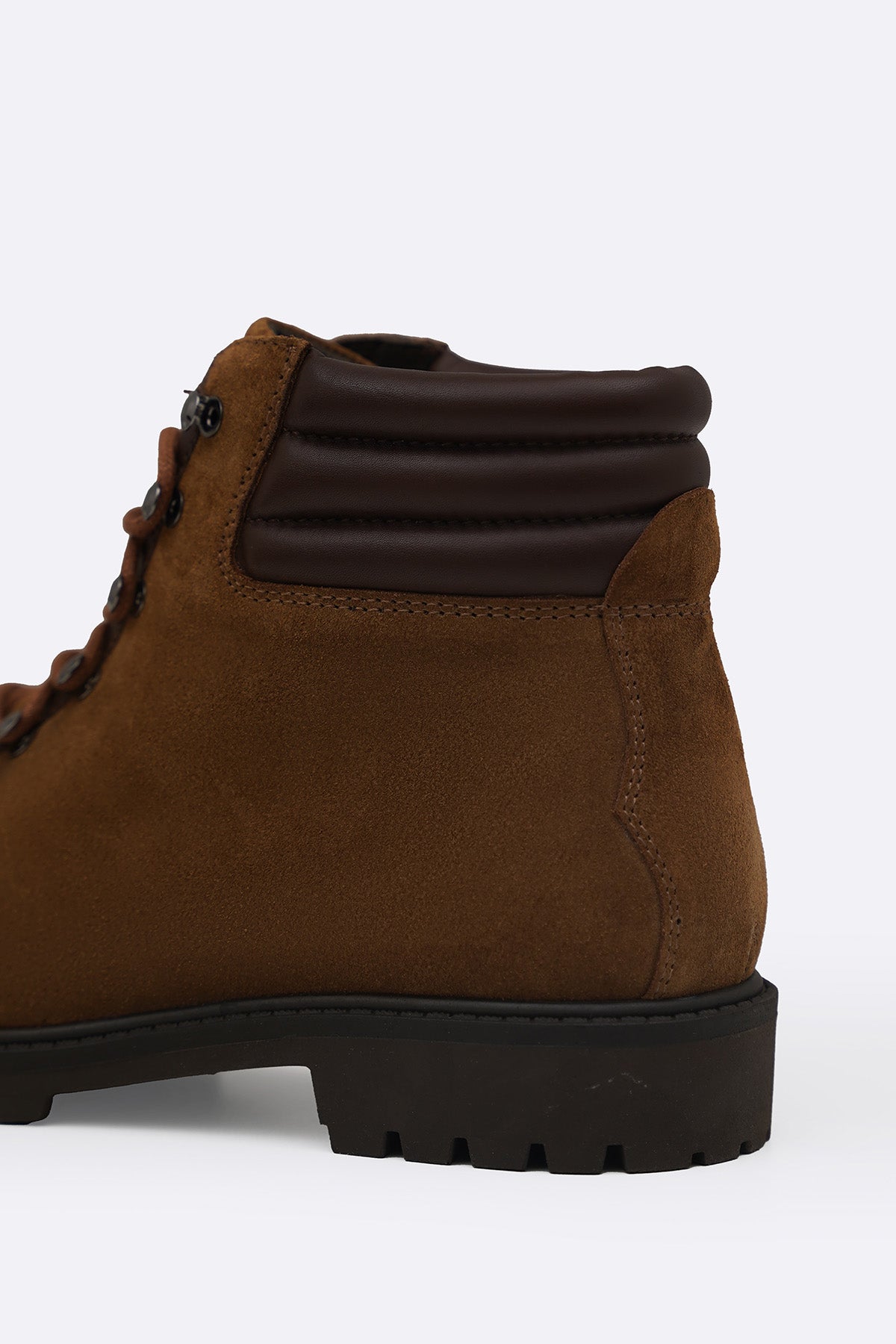 LEATHER URBAN HIKERS