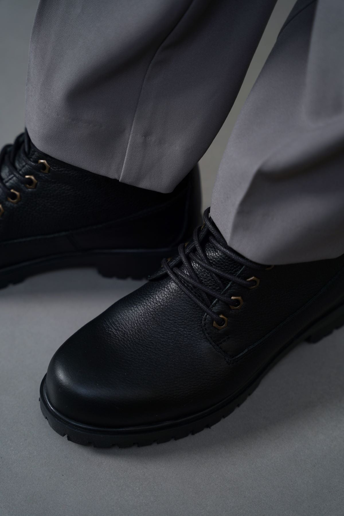 TITAN LEATHER BOOT