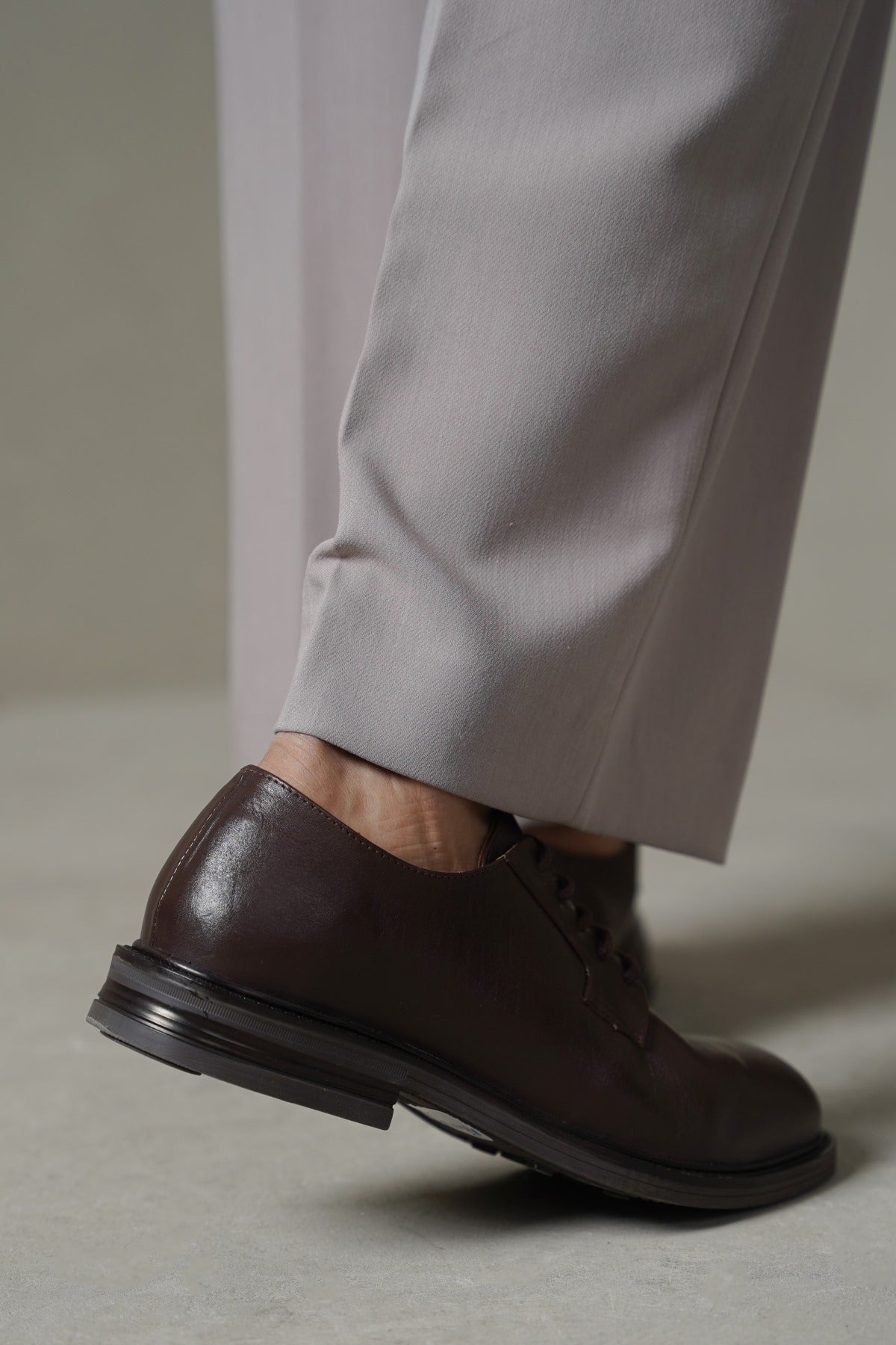 CLASSIC LEATHER DERBI SHOES