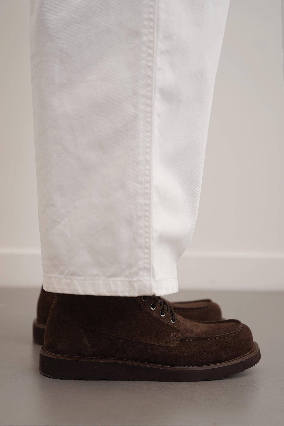 SUEDE HIGH-ANKLE BOOT